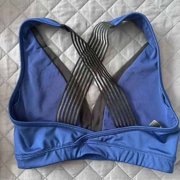 VS Sport Blue and Black V-Neck Sports Bra Size XS - Picture 9 of 9